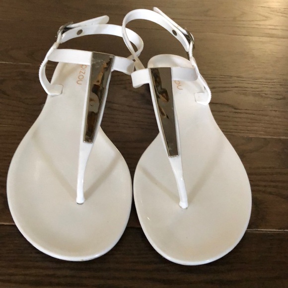 White sandals - Picture 2 of 2